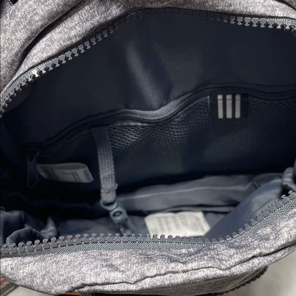 NWT ❤️ Adidas Mini Backpack Bag in Heather Gray, Roomy, Sporty & Cute! - Picture 6 of 12